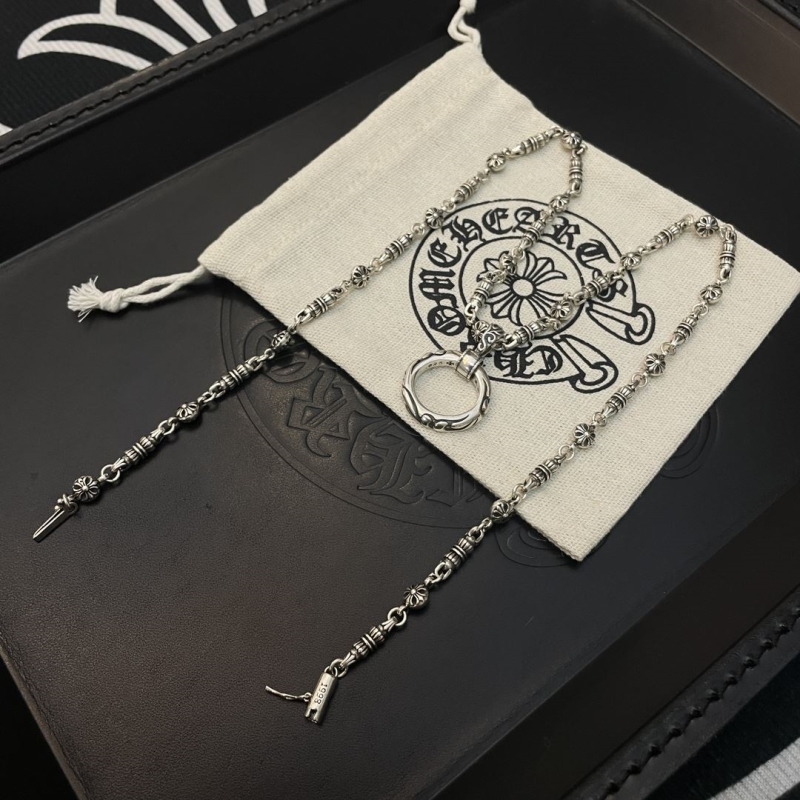 Ch*0me He**ts necklaces